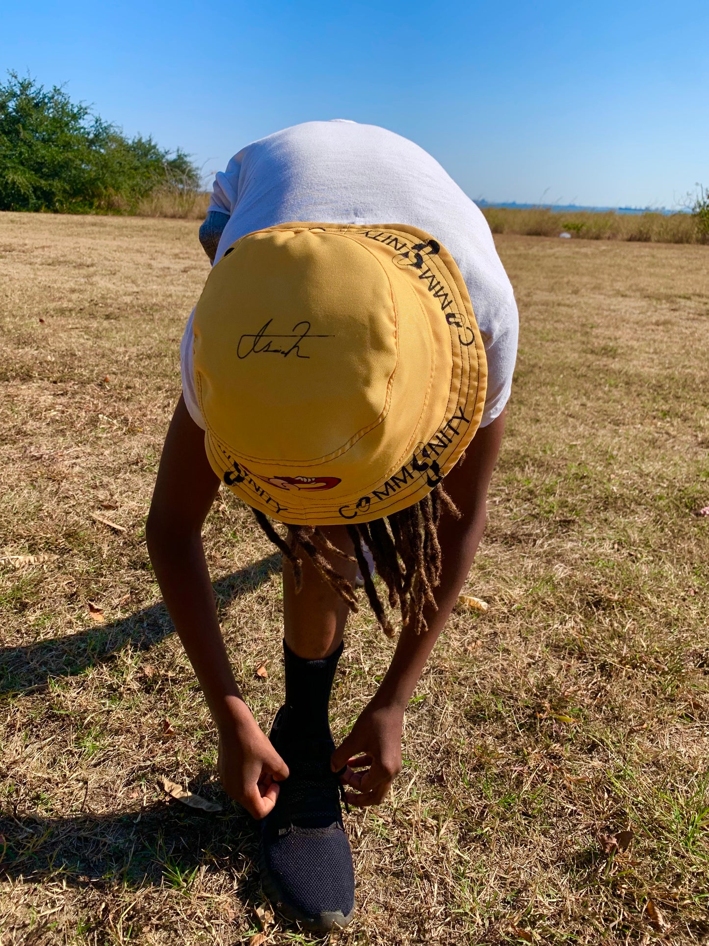 Infinite cOmmUnity Bucket Hat